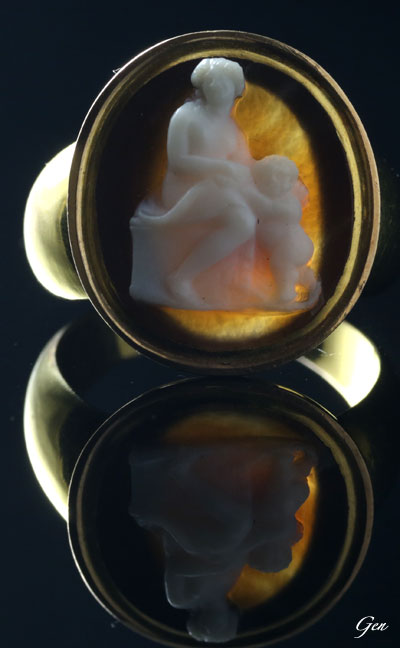 �T�[�h�j�N�X�@�J���I�@�����O�@�A�t���f�B�e�ƃG���[�X