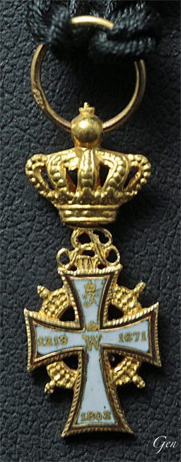 プチ勲章（替章）　デンマーク王室　アンティークジュエリー